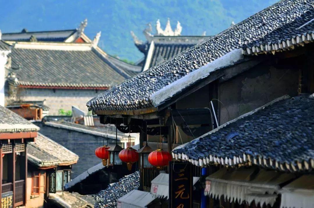 龙地逃生